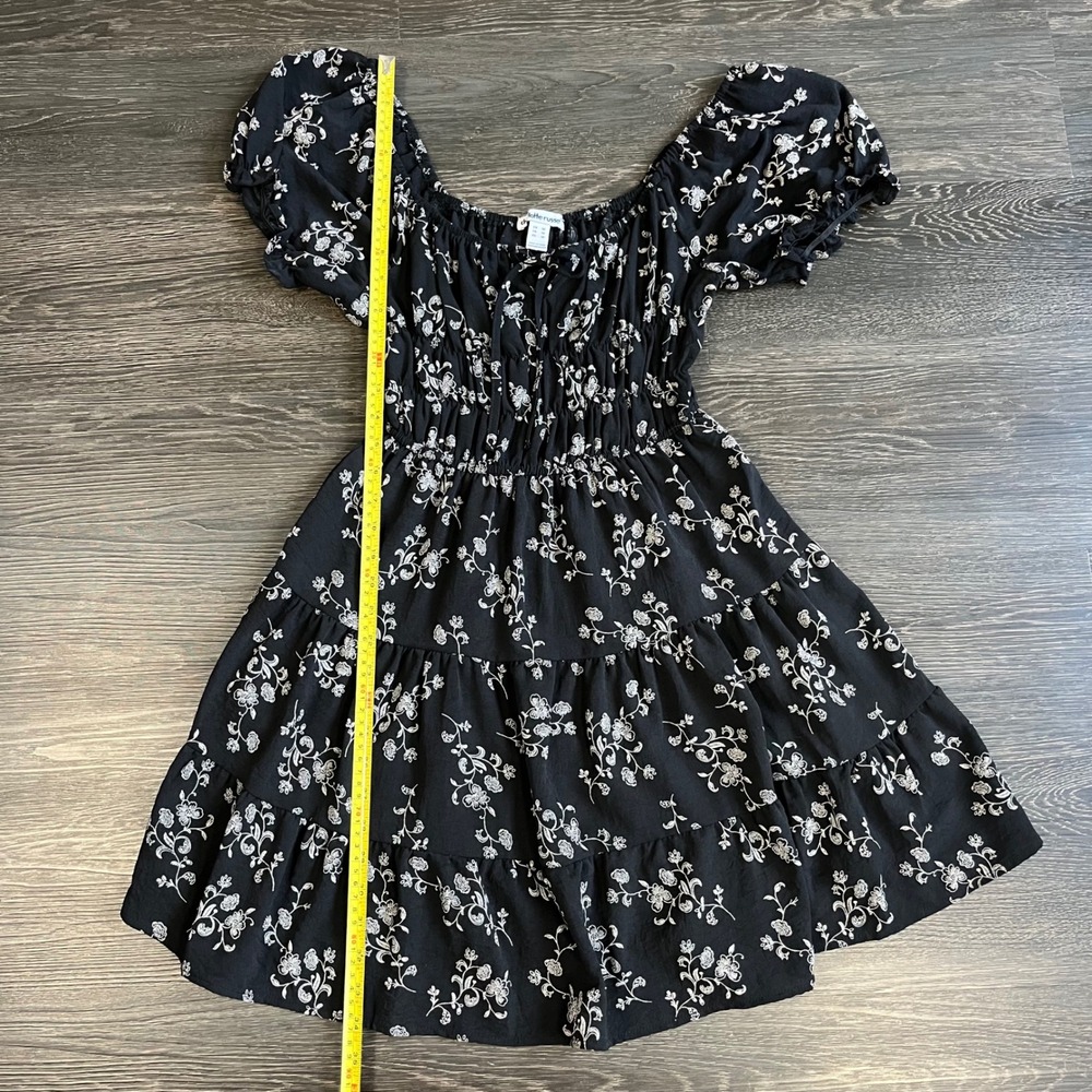 Charlotte Russe Black Floral Puff Sleeve Tiered Mini Dress Medium Coquette - Picture 6 of 8